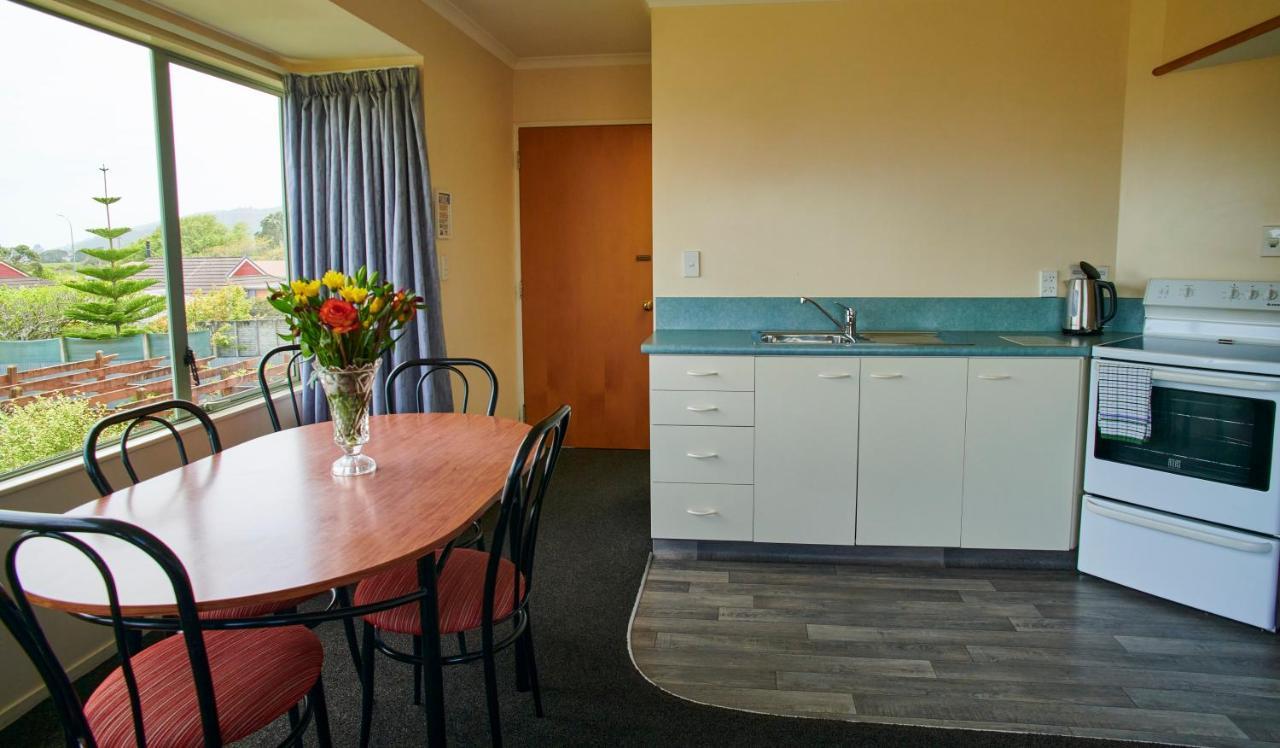 Aachen Place Motel Greymouth Bagian luar foto