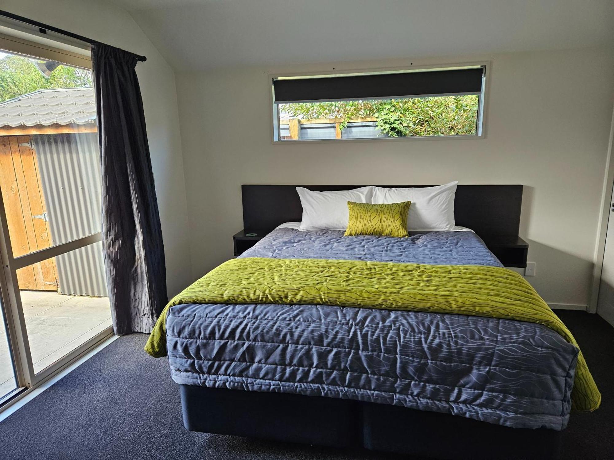 Aachen Place Motel Greymouth Bagian luar foto