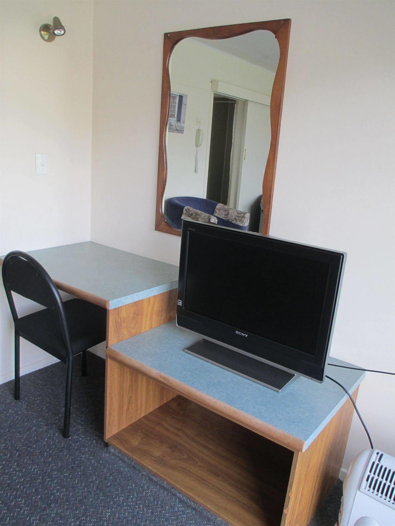 Aachen Place Motel Greymouth Bagian luar foto